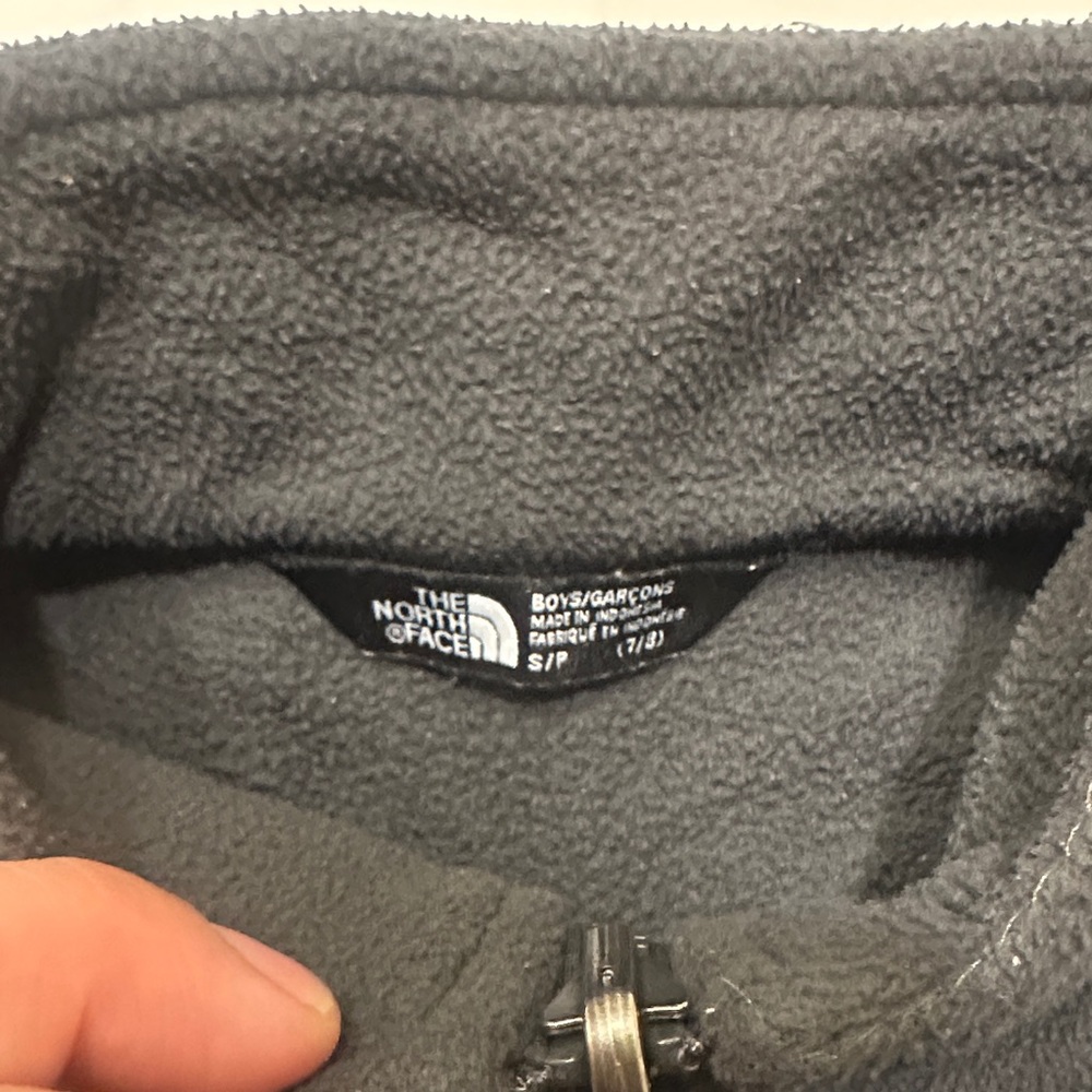 The North Face Charcoal Fleece Jacket - Picture 3 of 7